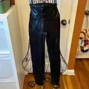 Spanx Faux Leather Croc Leggings-Sz M